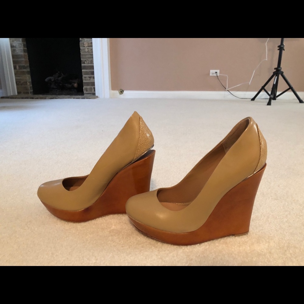 Brand new ,never worn Wedge shoes .